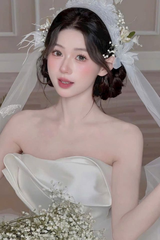 Make up tone hồng búp bê 